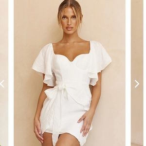APHRODITE MOLDED BUST ANGEL SLEEVE WRAP DRESS WHITE - Size S